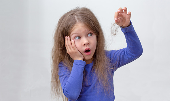 علل غیر پزشکی ریزش مو در کودکان
