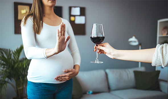 چه کارهایی در ماه اول بارداری نباید انجام داد؟